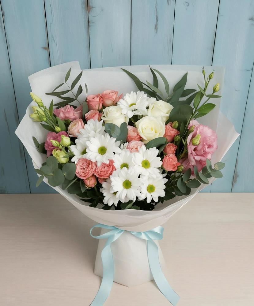 Букет цветов из: Розы, Лизиантусы и Хризантемы в Параньге
