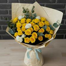 Букет цветов из:  Розы в Параньге