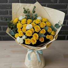 Букет цветов из:  Розы в Параньге