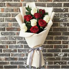 Букет цветов из:  Розы в Параньге