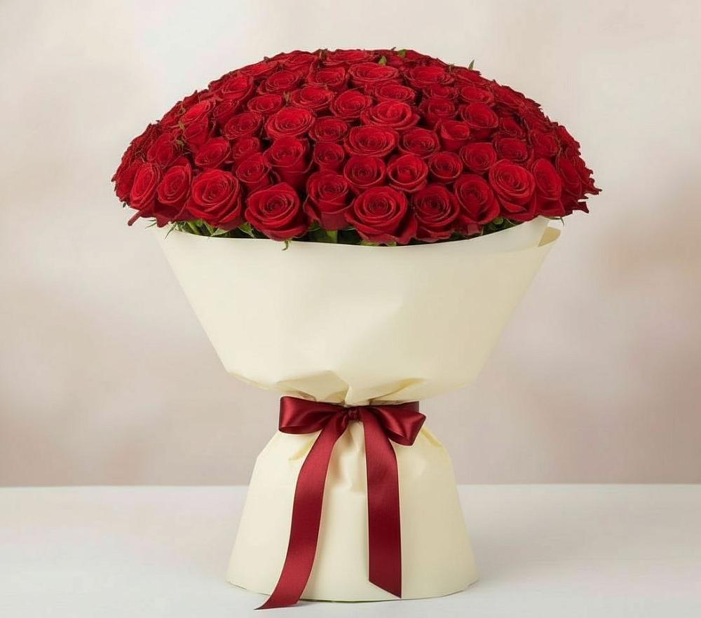 Букет 101 Красная роза Милано в Параньге