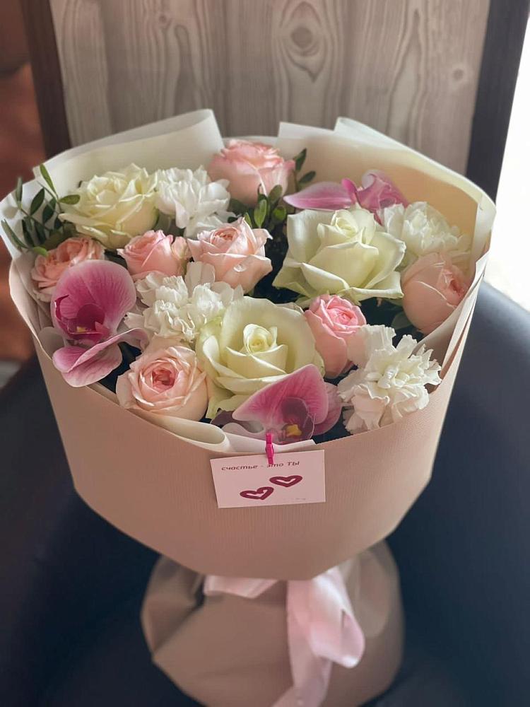 Букет цветов из: Орхидеи, Розы и Гвоздики в Параньге