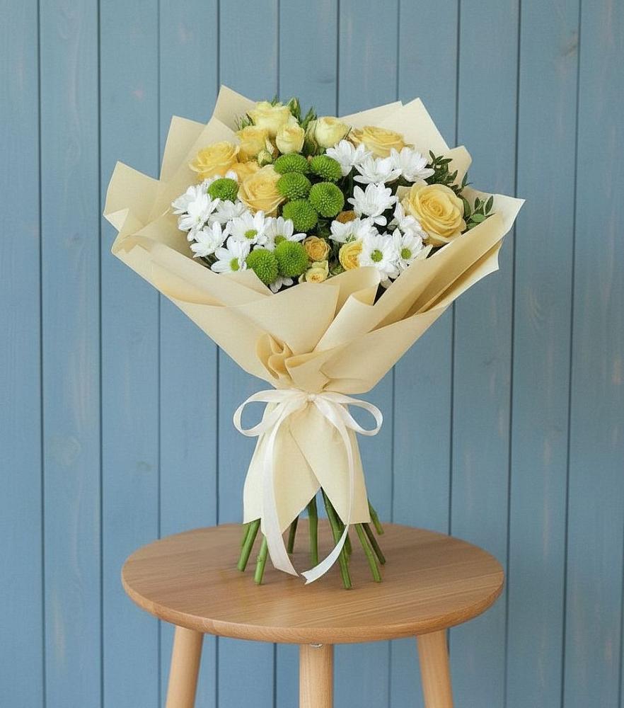 Букет цветов из: Хризантемы и Розы в Параньге