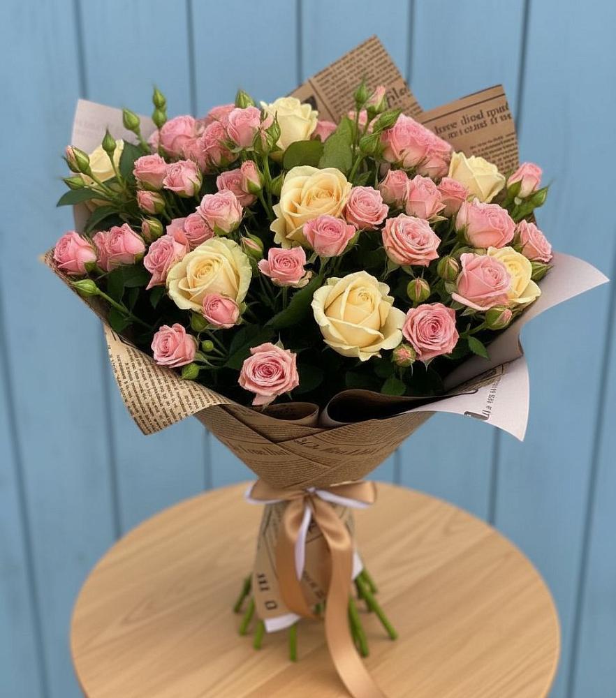 Букет цветов из: Розы в Параньге