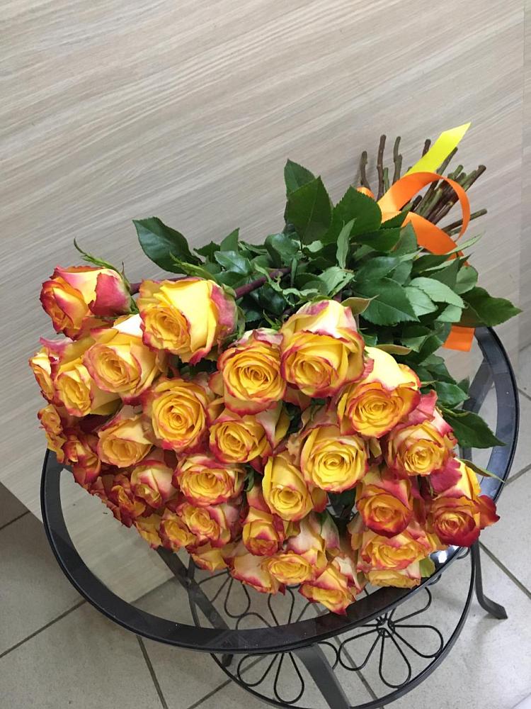 Букет Желтые розы в Параньге