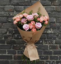 Букет цветов из:  Розы в Параньге