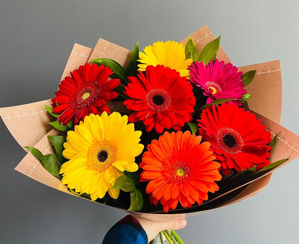 Букет цветов из: Герберы в Параньге