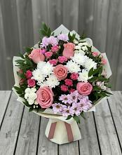 Букет цветов из:  Альстромерии, Гвоздики, Розы и Хризантемы в Параньге