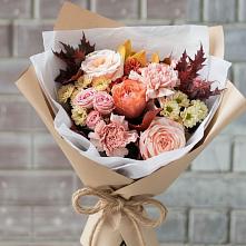 Букет цветов из:  Гвоздики, Хризантемы и Розы в Параньге