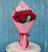 Букет цветов из:  Розы в Параньге