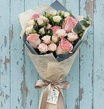 Букет цветов из:  Розы в Параньге