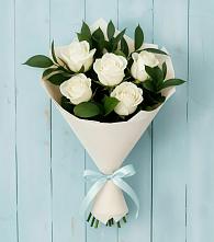 Букет цветов из:  Розы в Параньге