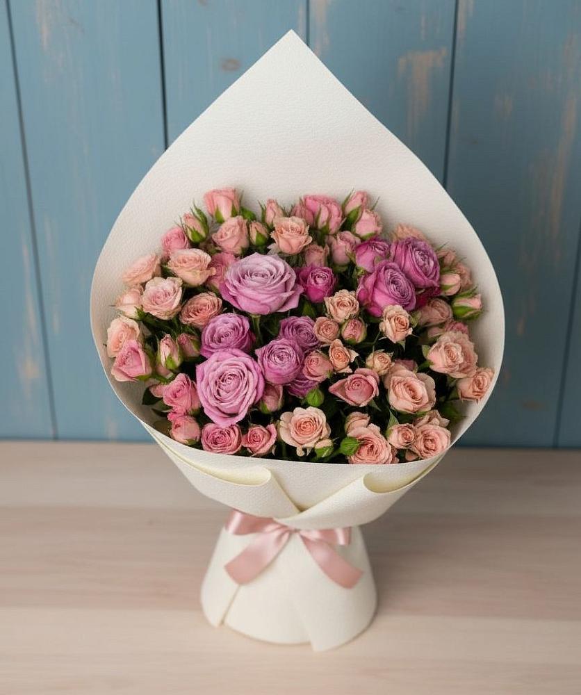 Букет цветов из: Розы в Параньге