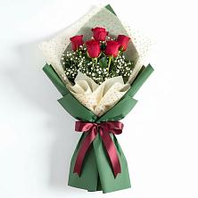 Букет цветов из:  Розы в Параньге